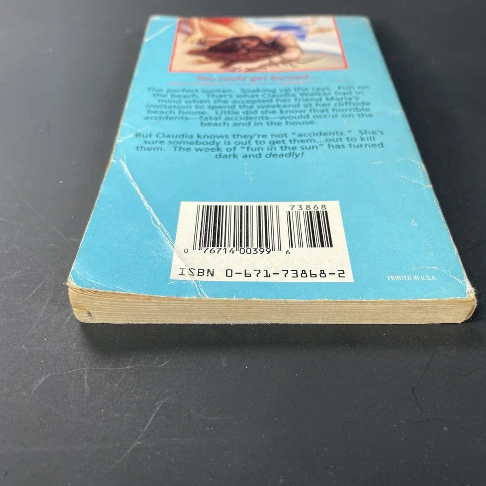 Sunburn (Fear Street, No. 19) - Paperback, by R. L. Stine 90s‎ Nostalgia Vtg